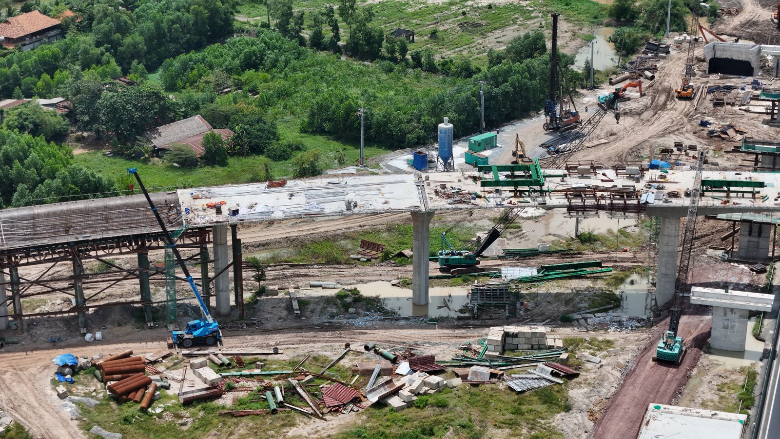 Engineering crossings that connect communities.